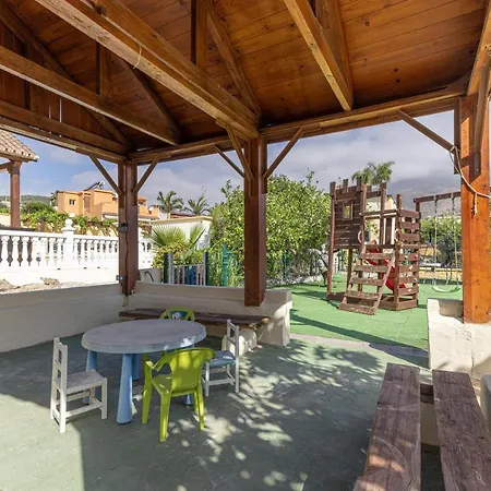 Casa Marie Εστεπόνα